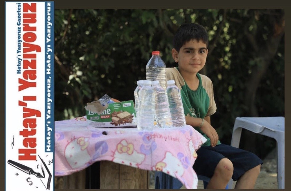 SU SATARAK BİSİKLET PARASINI BİRİKTİRİYOR