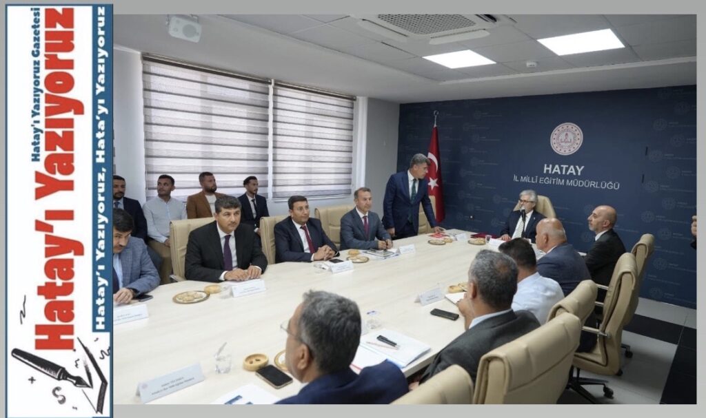 HATAY’DAKİ ÖĞRETMENLERE “TÜRKİYE YÜZYILI MAARİF MODELİ İNGİLİZCE EĞİTİMİ”