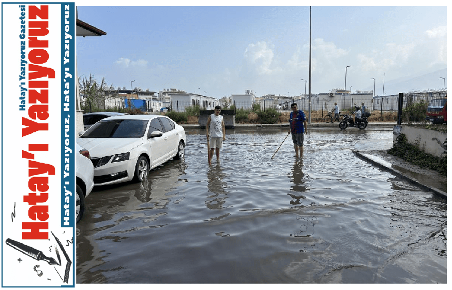 HATAY’DA SAĞANAK YAĞIŞ YOLLARI GÖLE ÇEVİRDİ